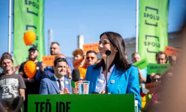 Nechtěla jsem dělat stafáž lžím, zdůvodnila reakci na Matvijenkovou Pekarová Adamová